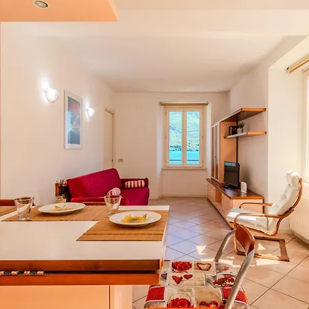 La Piazzetta Sul By Interhome 公寓 *